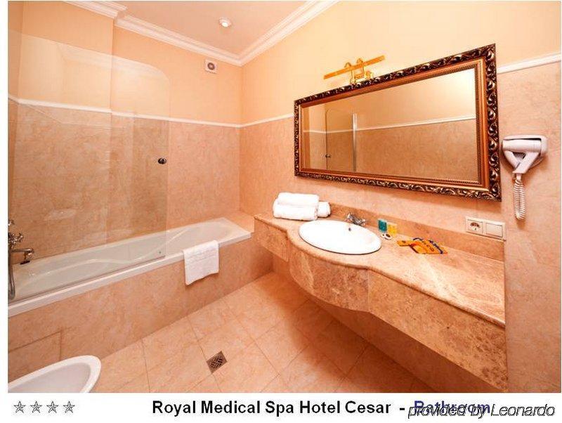 מלון טרוסקבץ Royal Medical Cezar מראה חיצוני תמונה